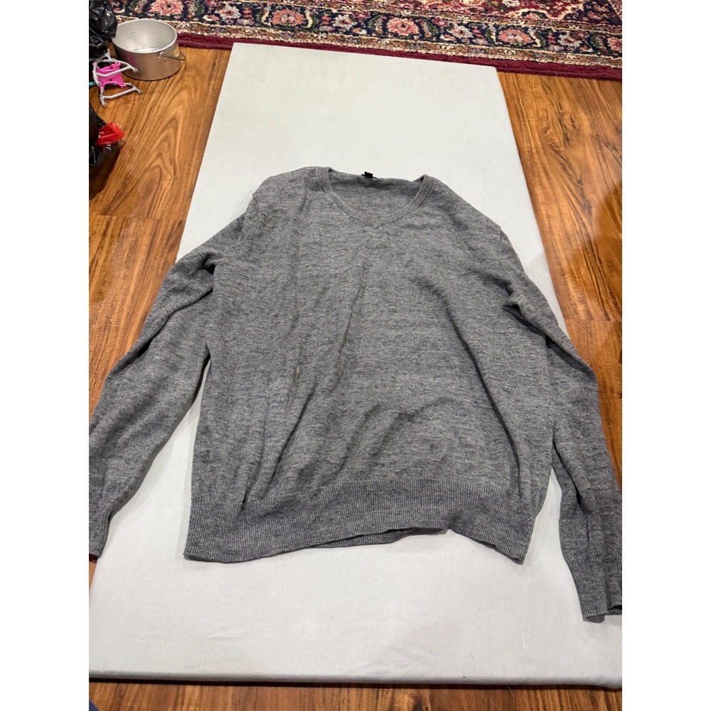 Classic Mens J.Crew V-Neck Sweater Size L Grey